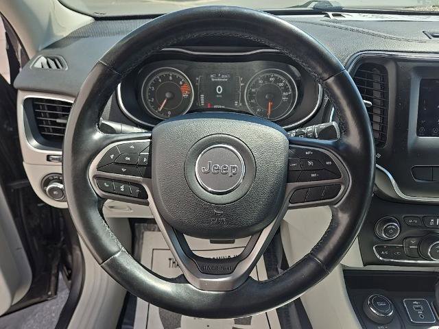 Used 2021 Jeep Cherokee Latitude Plus image 19