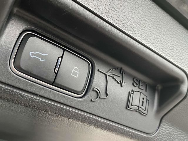 Certified 2022 Ford Explorer ST-Line image 13