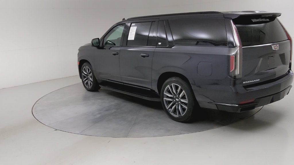Used 2024 Cadillac Escalade ESV Sport w/ Touring Package AWD/4WD image 18