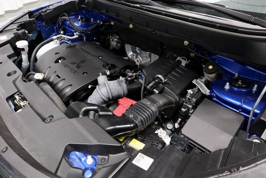 Used 2025 Mitsubishi Outlander Sport SE image 16