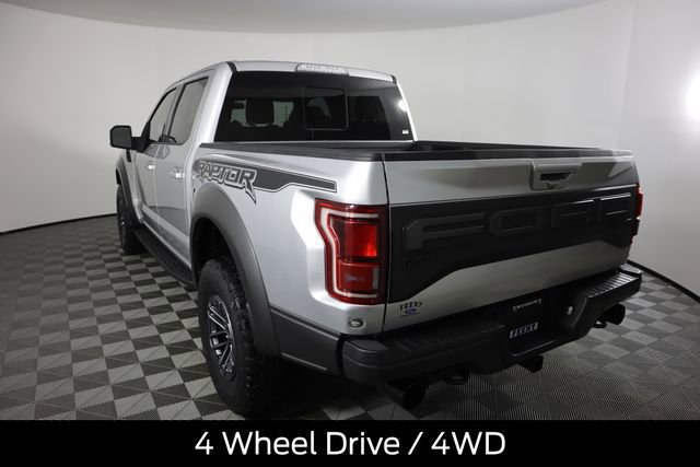 Certified 2019 Ford F150 Raptor w/ Equipment Group 802A Luxury image 3