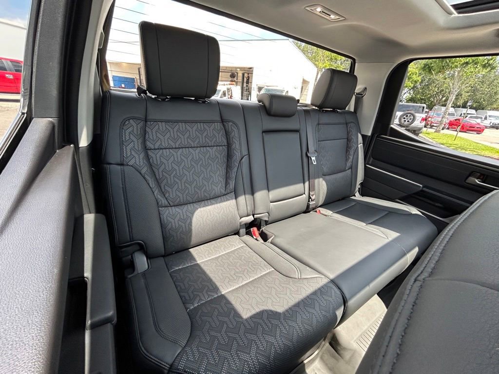 Used 2024 Toyota Tundra Limited AWD/4WD image 30