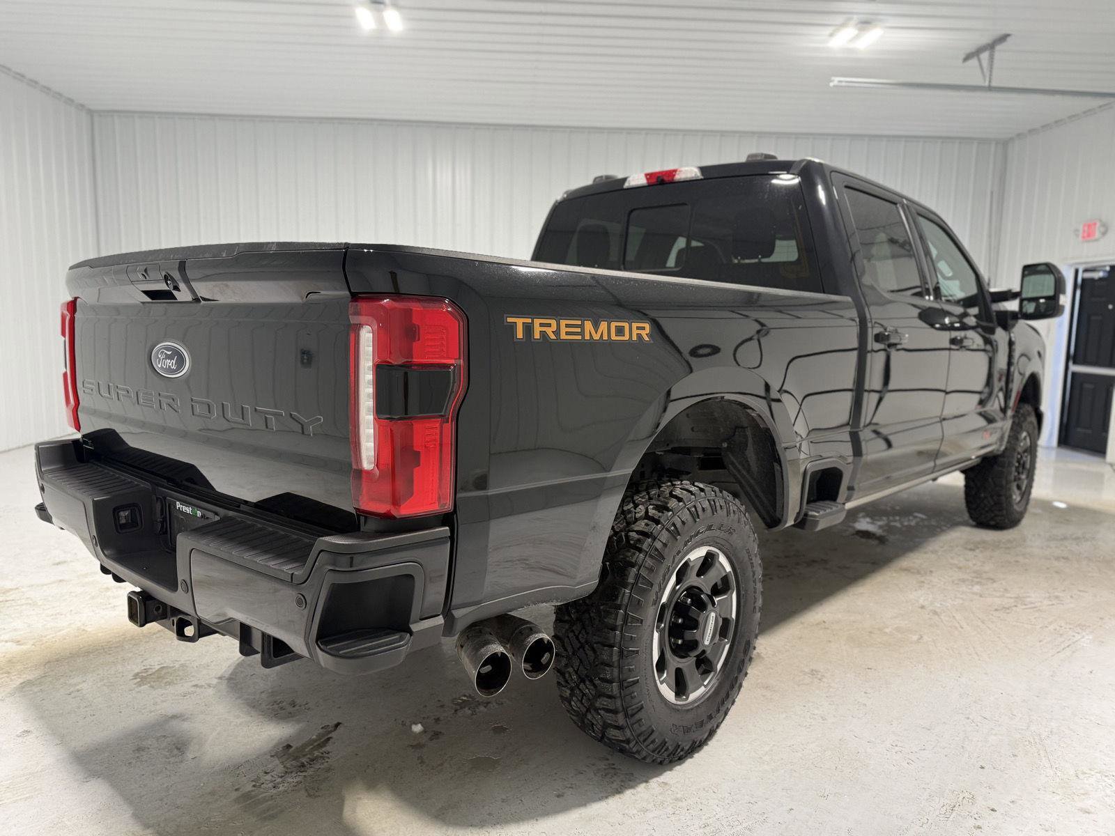 Certified 2023 Ford F350 Lariat w/ Lariat Ultimate Package image 5