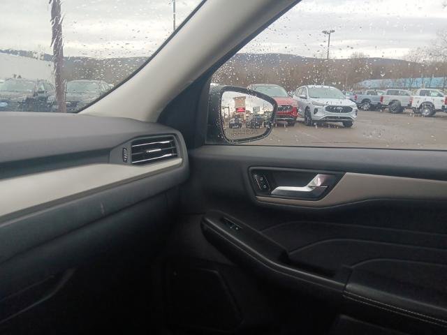 Certified 2021 Ford Escape SEL w/ Technology Package image 32