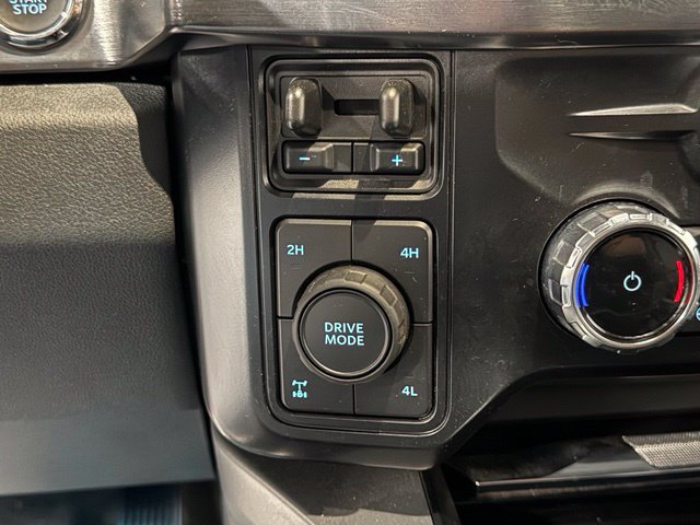 Certified 2025 Ford F250 Lariat w/ Black Appearance Package AWD/4WD image 14