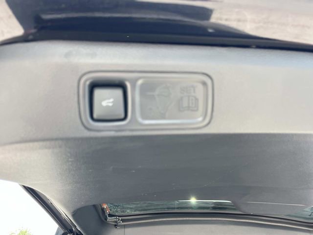 Certified 2023 Ford Expedition Limited RWD image 16