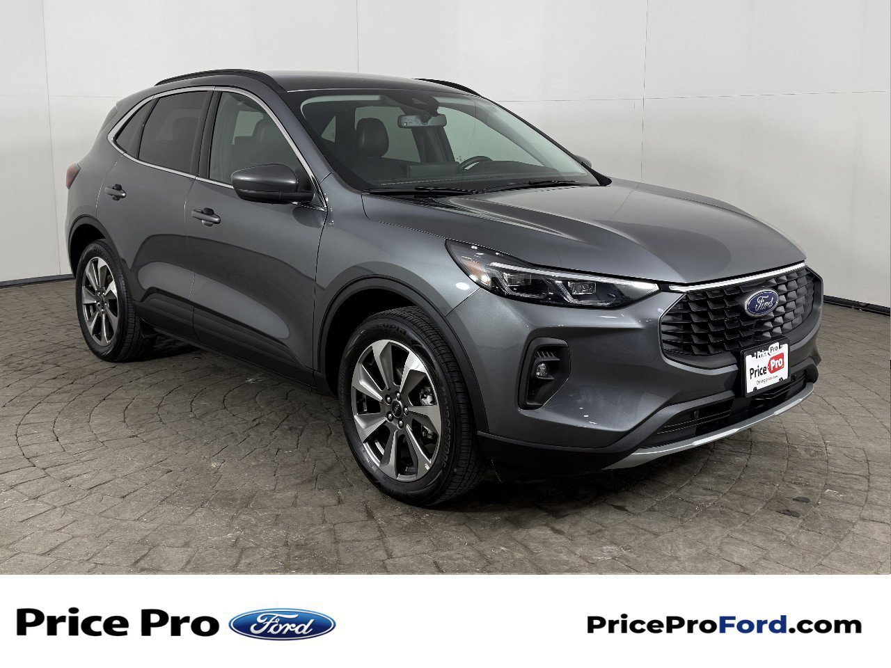 Certified 2025 Ford Escape Platinum image 5