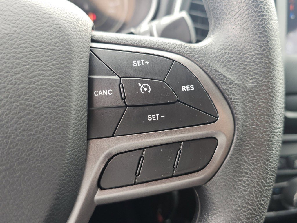 Used 2021 Jeep Cherokee Latitude image 17