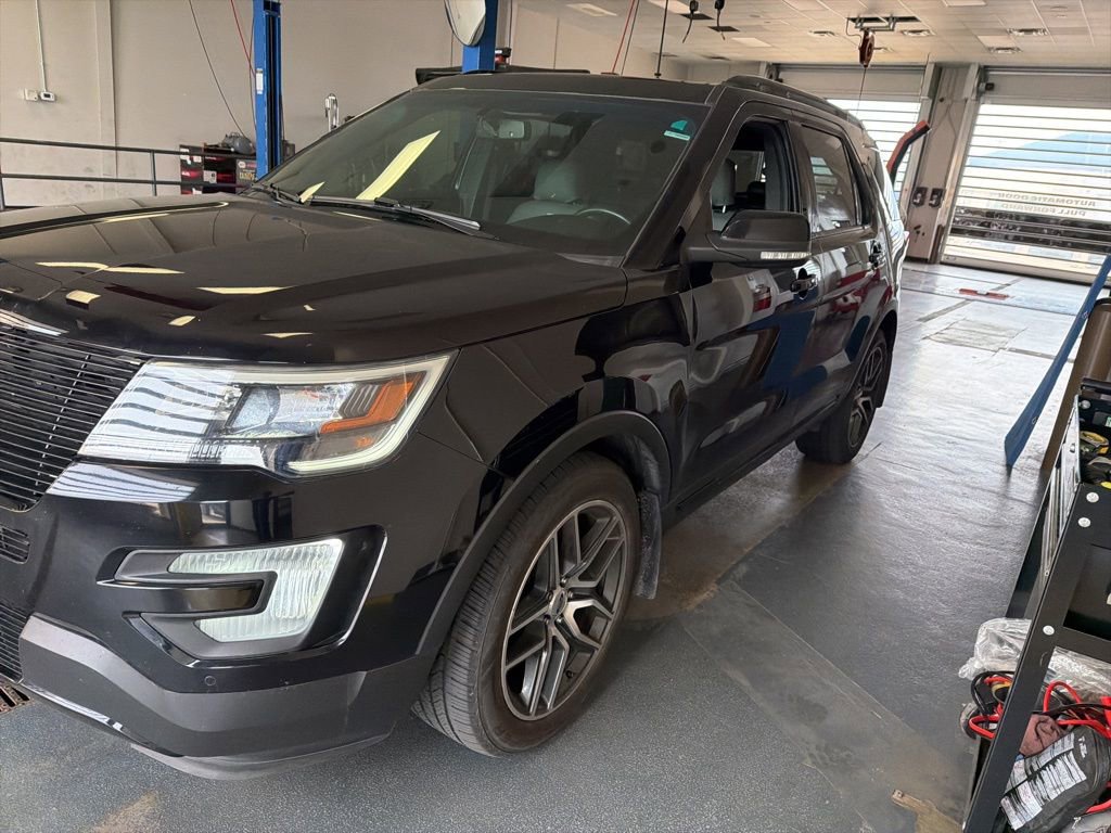 Certified 2017 Ford Explorer Sport w/ Equipment Group 401A AWD/4WD image 5