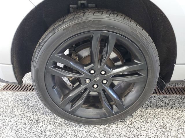 Certified 2021 Ford Edge ST w/ Equipment Group 401A image 5