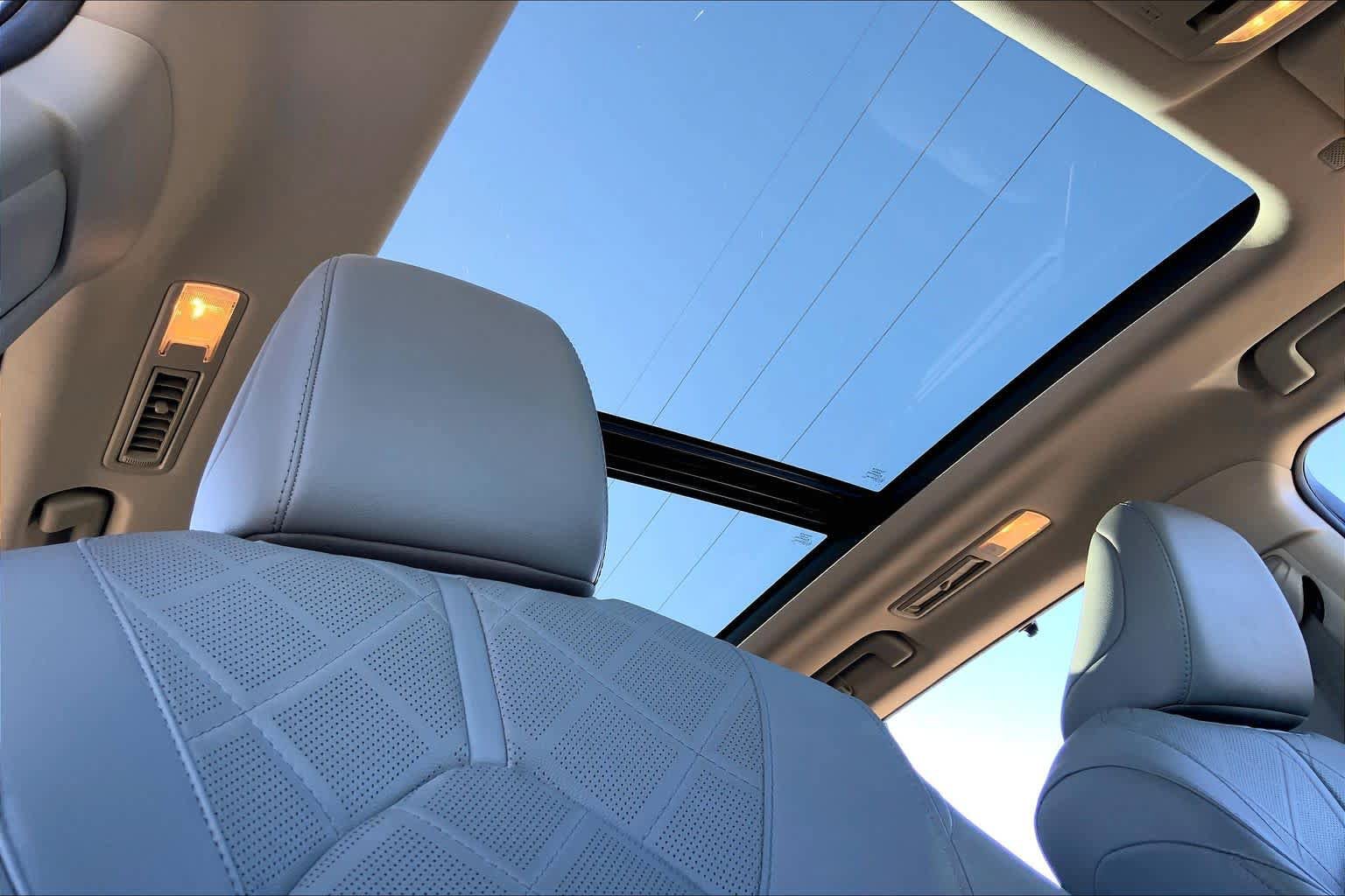Used 2020 Toyota Highlander Platinum AWD/4WD image 20