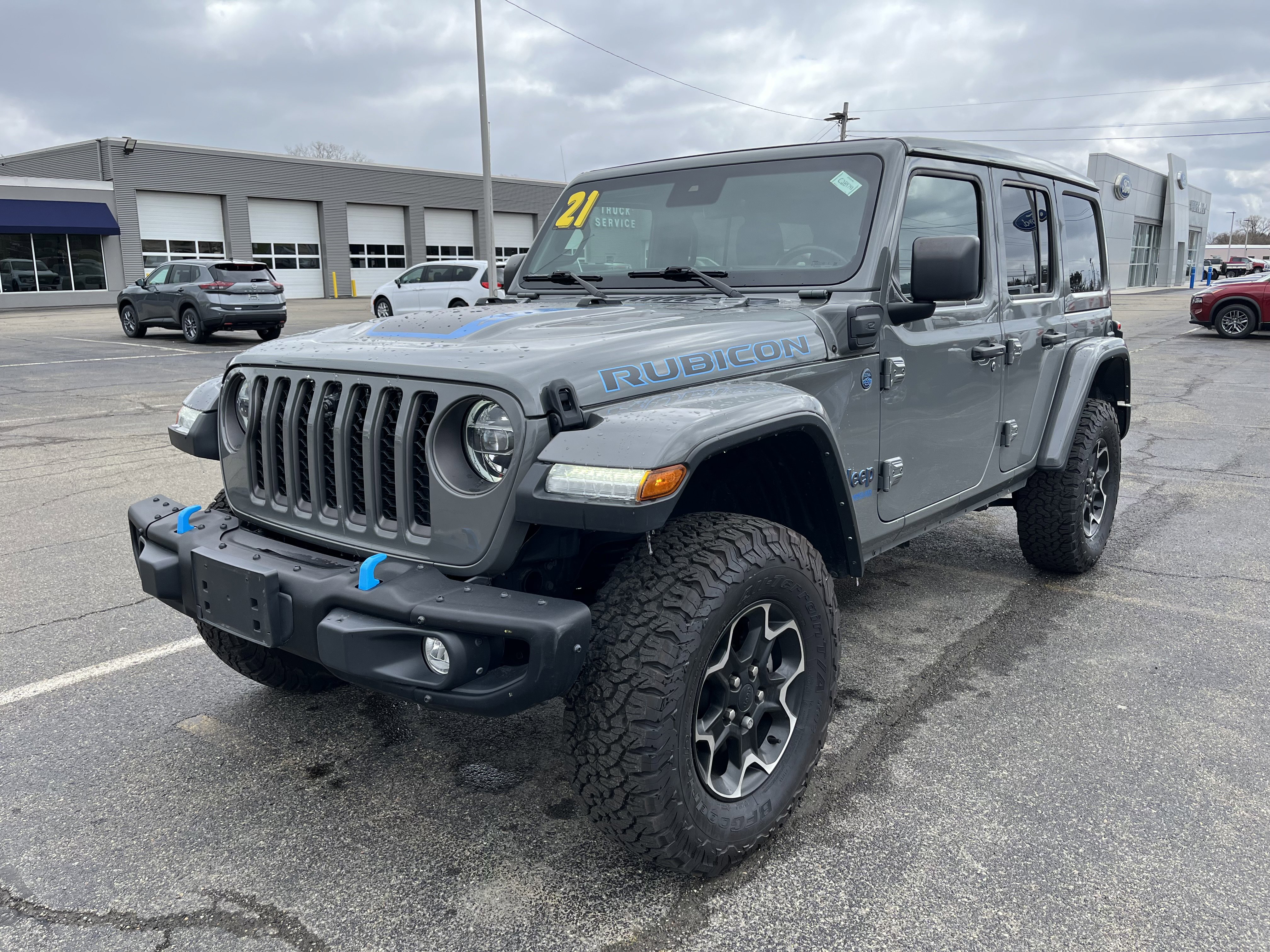 Used 2021 Jeep Wrangler Unlimited Rubicon 4xe w/ Steel Bumper Group AWD/4WD image 1
