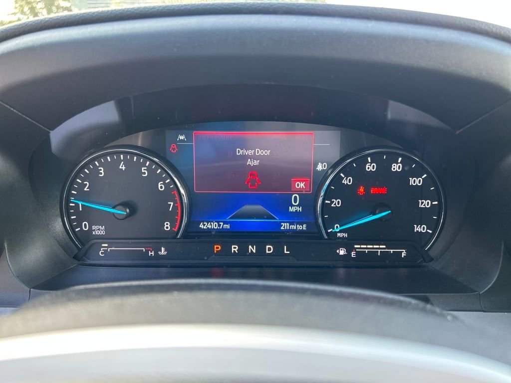 Certified 2023 Ford Explorer XLT w/ Equipment Group 202A image 17