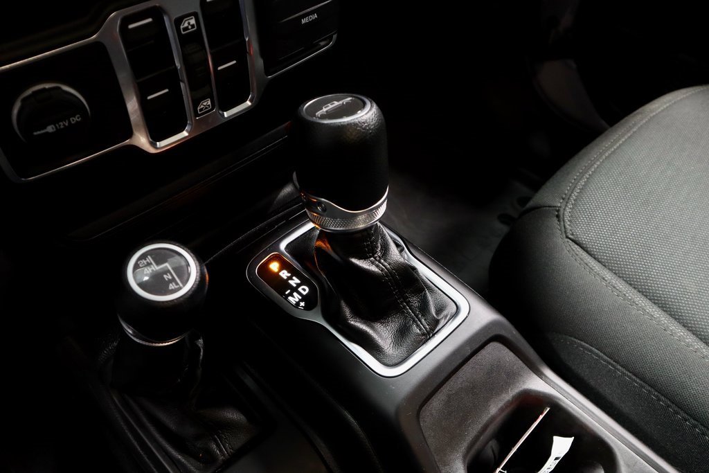 Used 2023 Jeep Gladiator Sport image 34