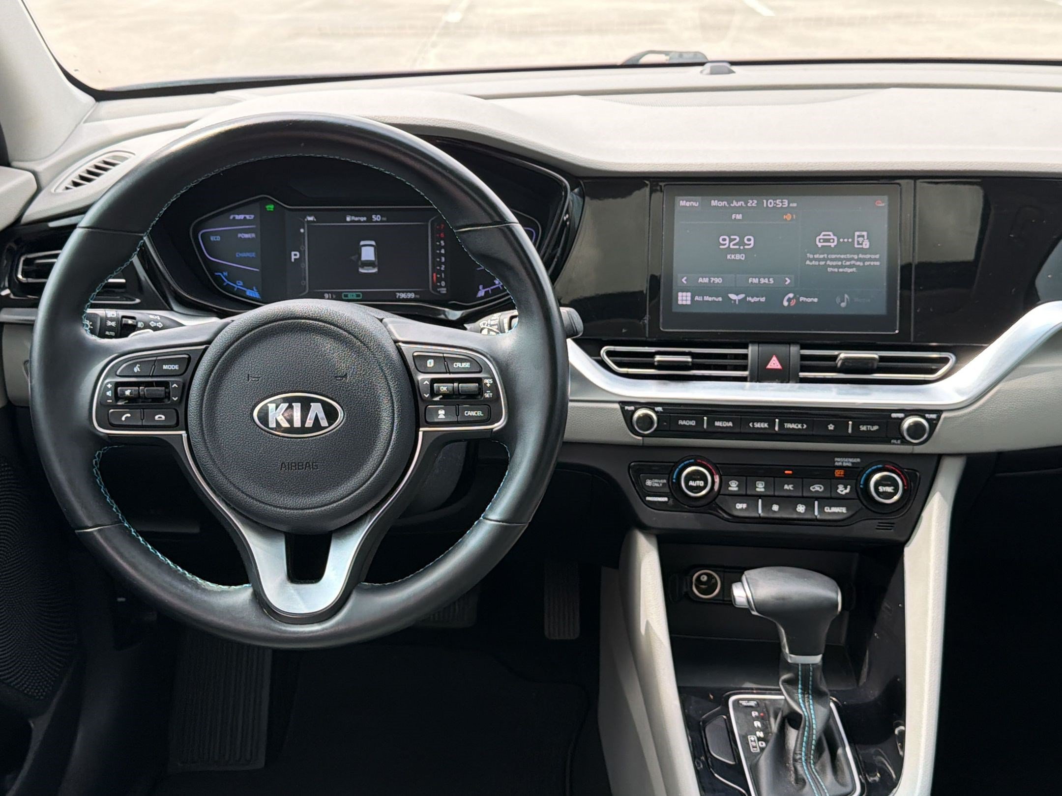 Used 2021 Kia Niro Touring FWD image 29