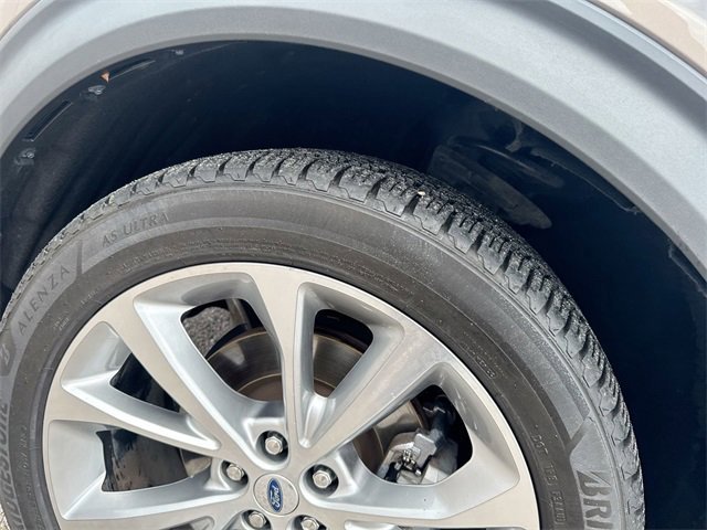 Certified 2021 Ford Explorer Platinum w/ Equipment Group 601A image 39