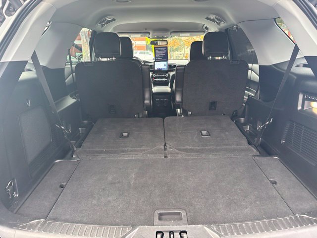 Certified 2022 Ford Explorer Limited w/ Equipment Group 301A AWD/4WD image 25