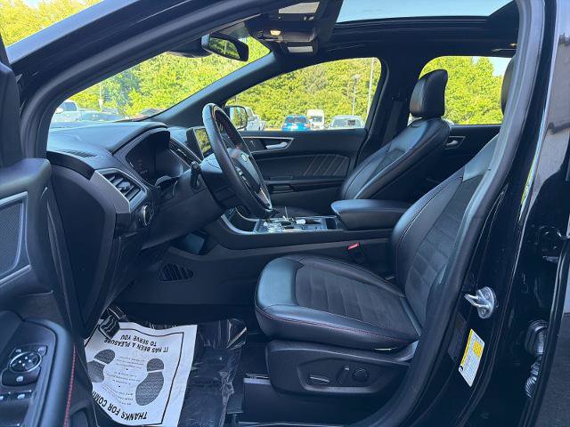 Certified 2024 Ford Edge ST-Line AWD/4WD image 9