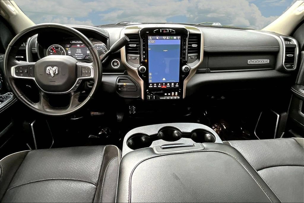 Used 2024 RAM 2500 Laramie AWD/4WD image 10