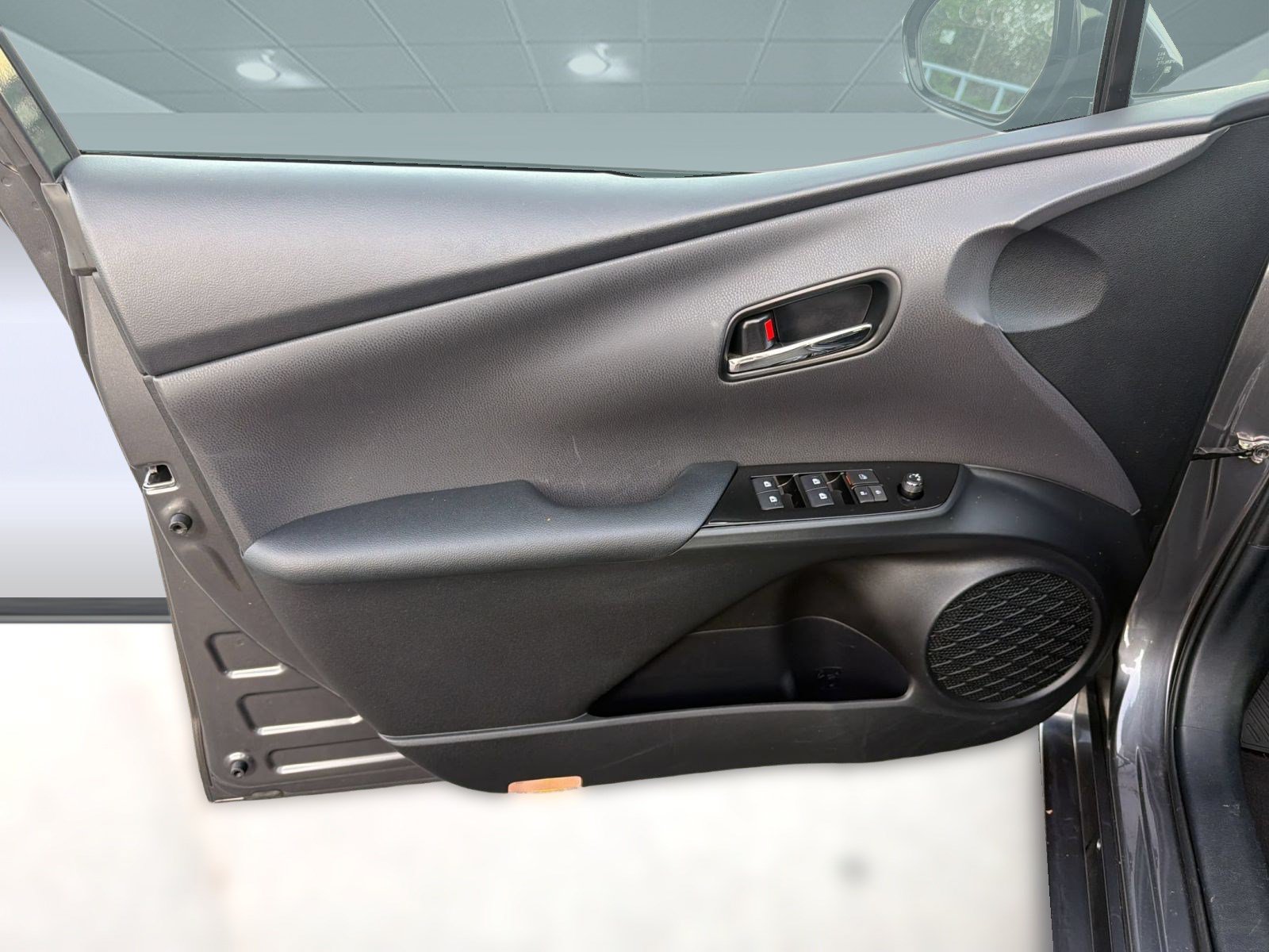 Used 2017 Toyota Prius Four w/ Advanced Technology Package FWD image 12