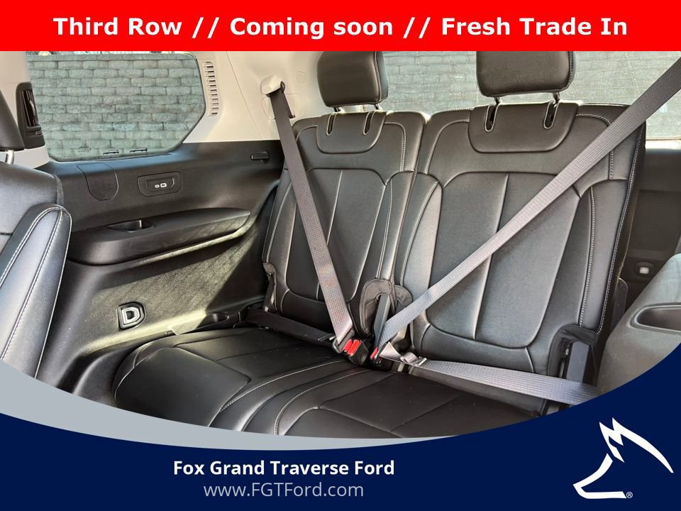 Used 2023 Jeep Grand Cherokee L Limited image 11