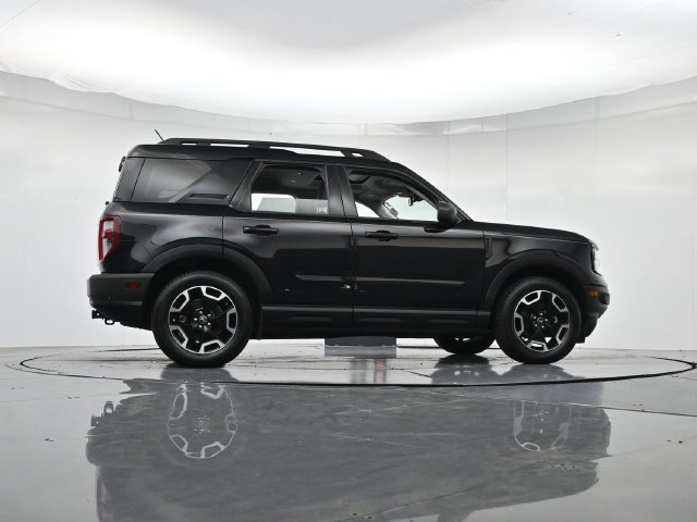 Certified 2023 Ford Bronco Sport Outer Banks w/ Tech Package AWD/4WD image 37