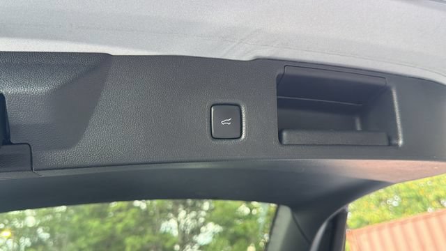 Certified 2024 Ford Escape Platinum AWD/4WD image 21