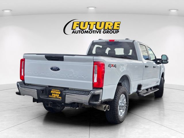 Certified 2024 Ford F350 XLT image 3