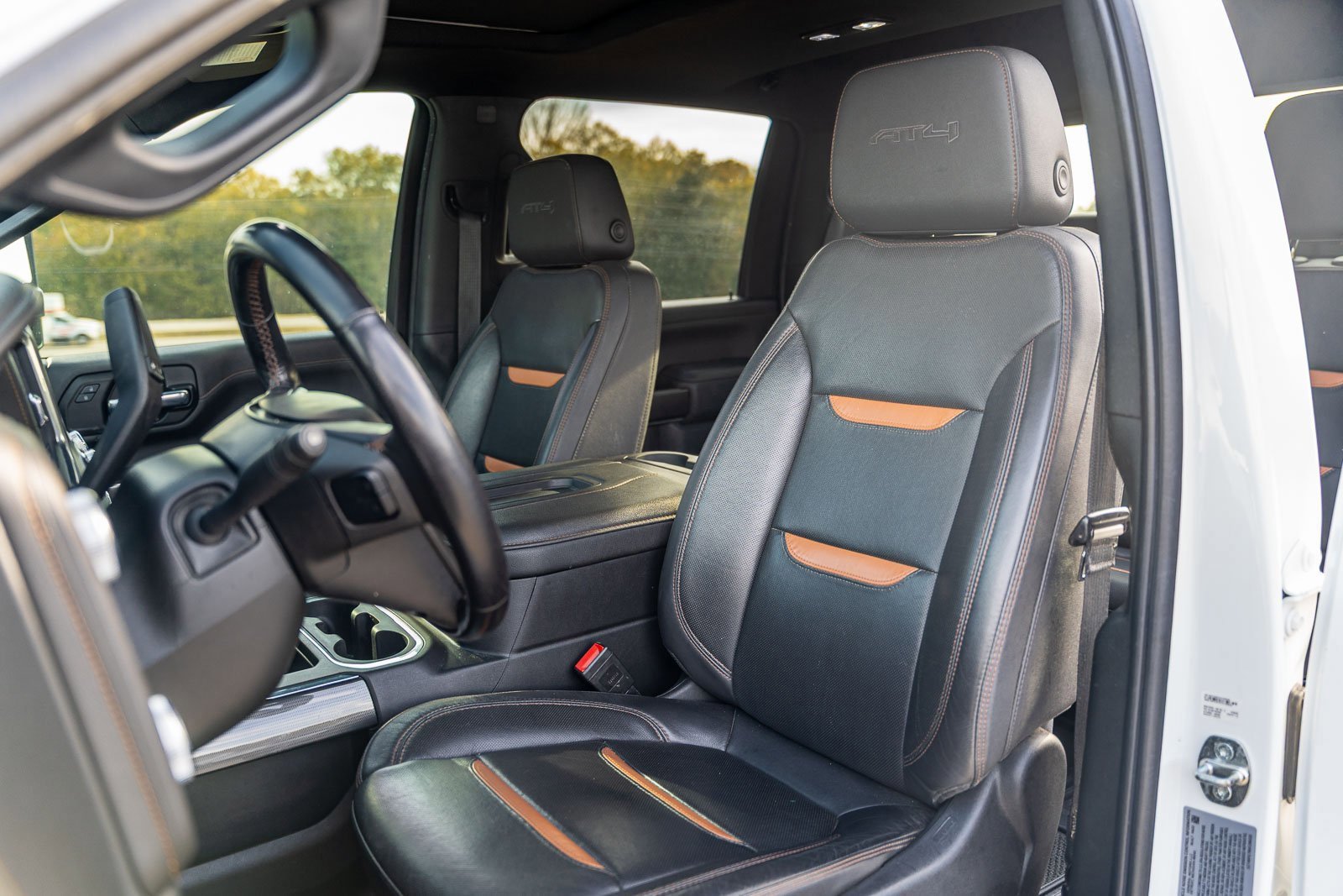 Used 2022 GMC Sierra 2500 AT4 w/ AT4 Preferred Package image 21