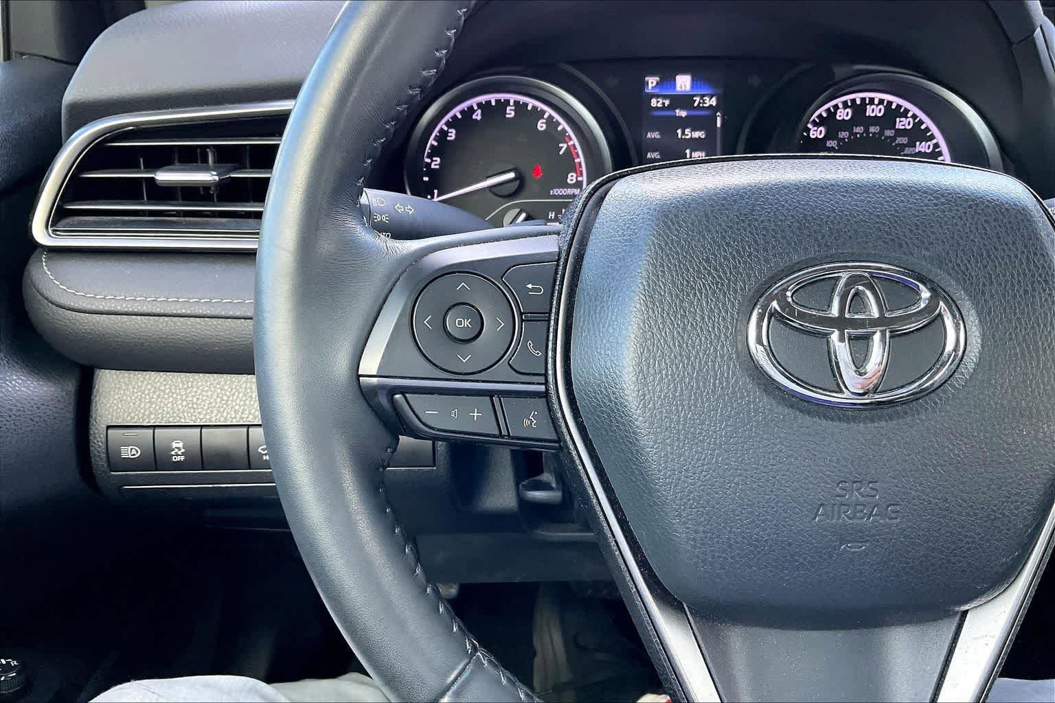 Used 2022 Toyota Camry SE FWD image 24