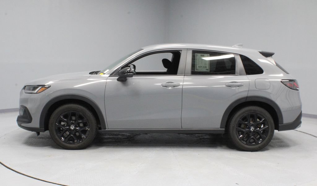 Used 2025 Honda HR-V Sport image 7