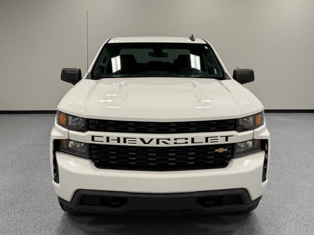 Used 2022 Chevrolet Silverado 1500 Custom w/ Safety Confidence Package AWD/4WD image 4