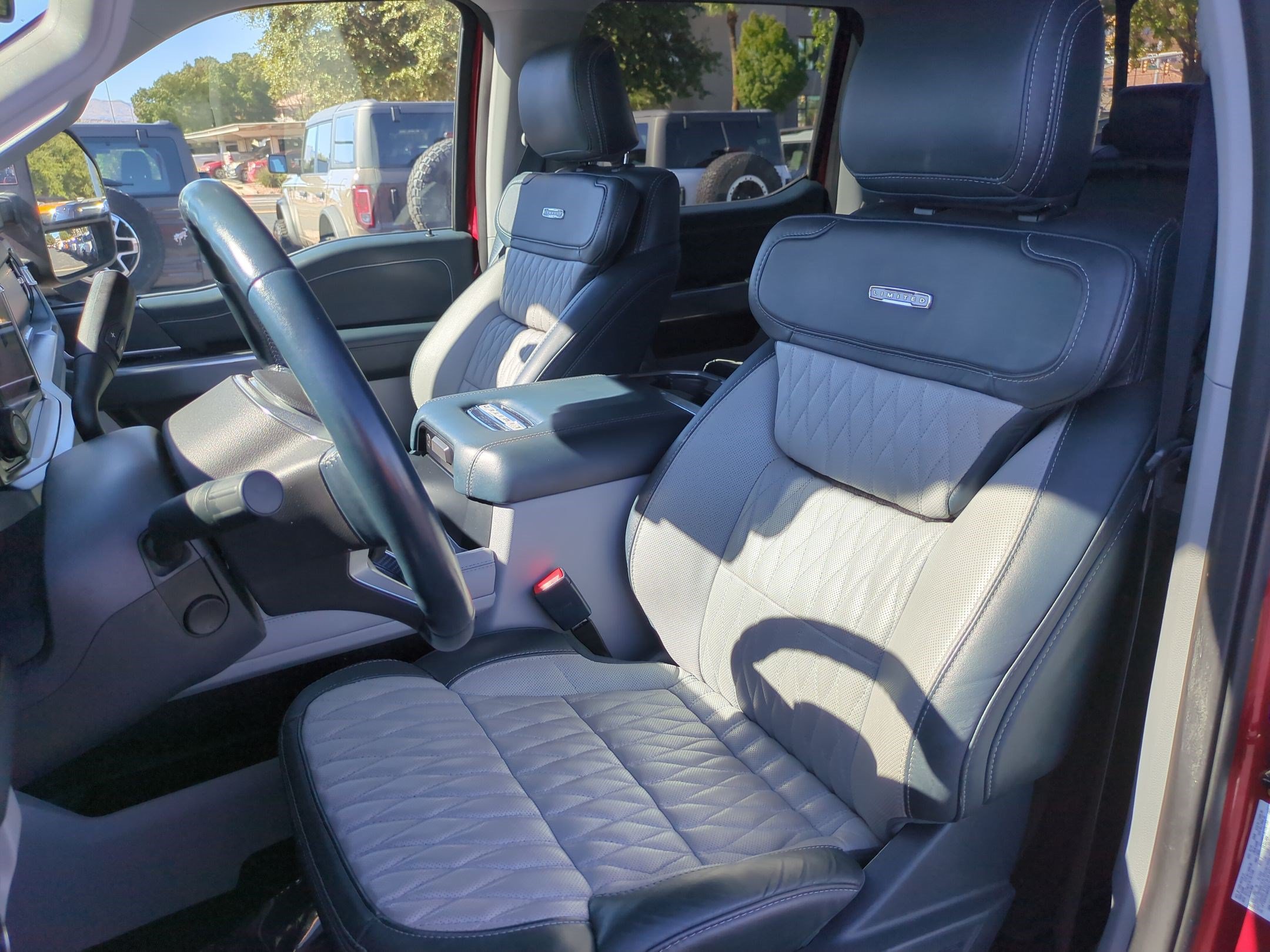 Certified 2024 Ford F450 Limited w/ FX4 Off-Road Package AWD/4WD image 17