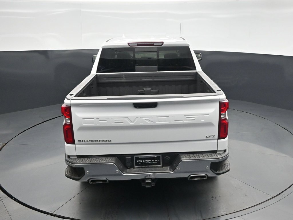 Used 2023 Chevrolet Silverado 1500 LTZ w/ LTZ Convenience Package II AWD/4WD image 41