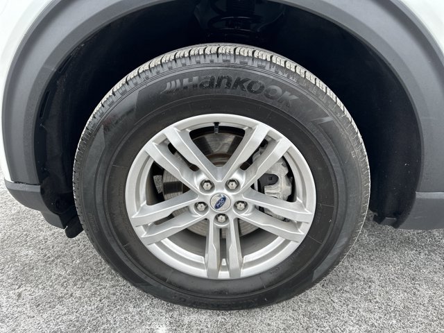 Certified 2023 Ford Explorer XLT w/ Equipment Group 202A AWD/4WD image 10