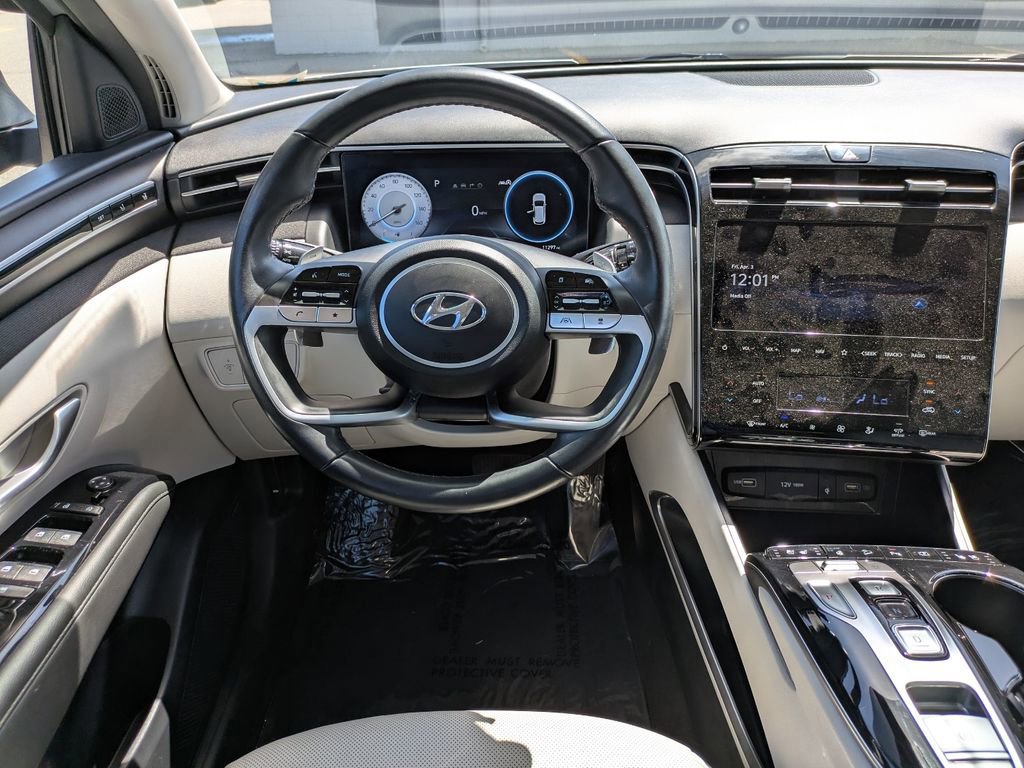 Used 2023 Hyundai Tucson Limited image 16
