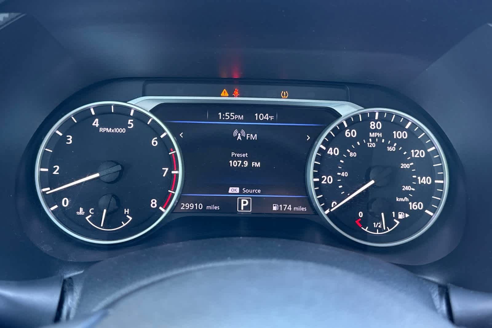 Used 2023 Nissan Sentra SR w/ SR Premium Package FWD image 24