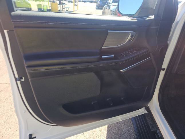 Certified 2025 Ford Expedition Platinum image 14