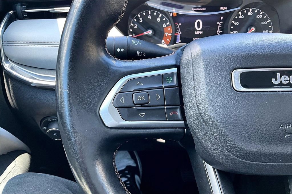 Used 2022 Jeep Compass Limited AWD/4WD image 17