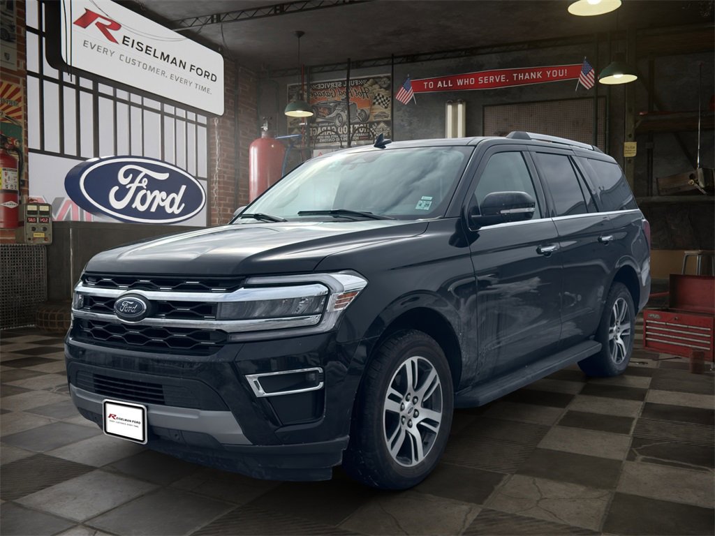 Certified 2024 Ford Expedition Limited image 28