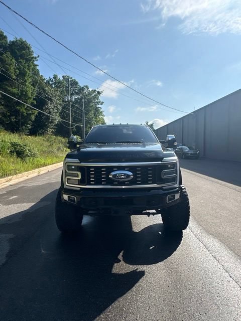 Certified 2025 Ford F450 Platinum w/ Platinum Plus Package AWD/4WD image 9