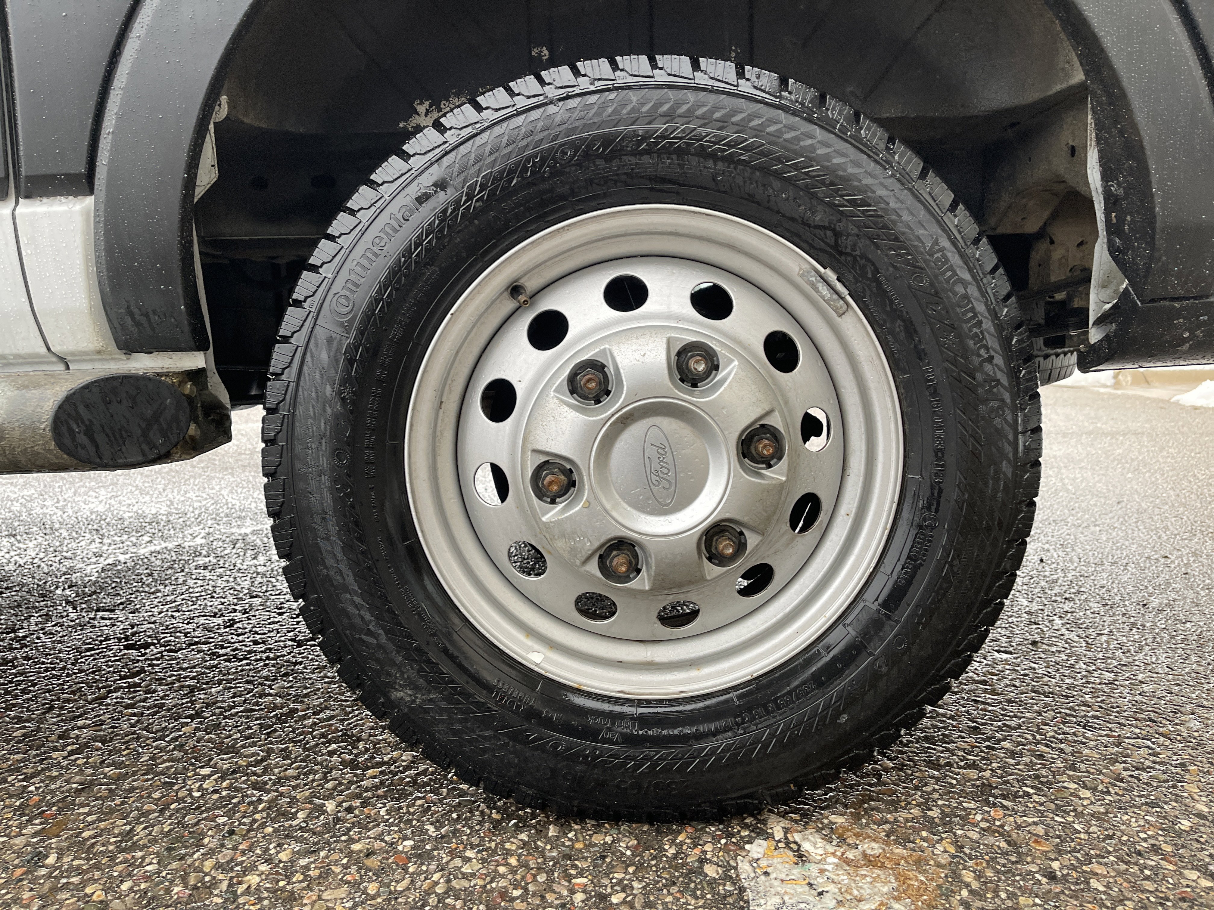 Certified 2023 Ford Transit 250 Low Roof AWD w/ Exterior Upgrade Package image 22