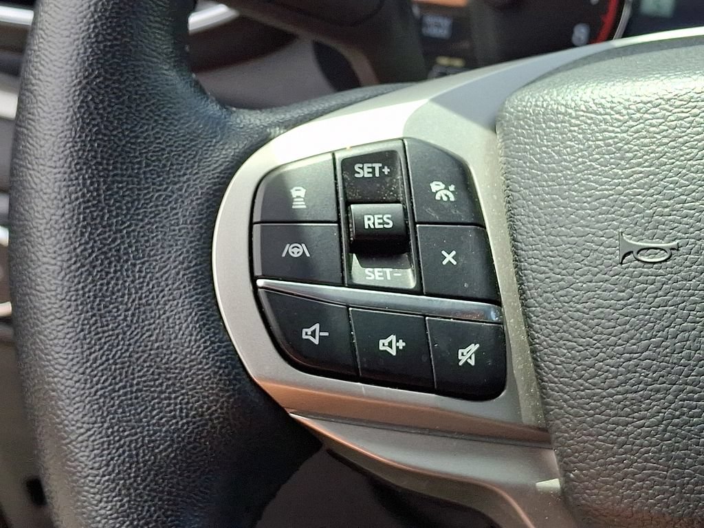Certified 2023 Ford Explorer XLT w/ Equipment Group 202A AWD/4WD image 23