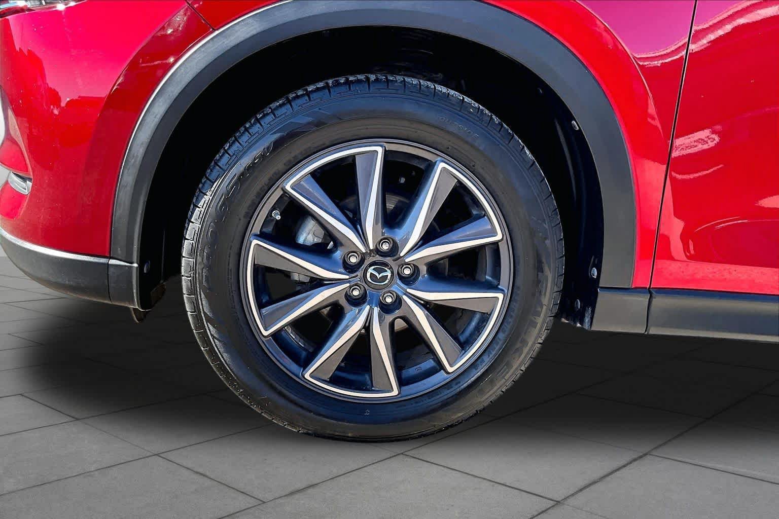 Used 2018 MAZDA CX-5 Grand Touring w/ Premium Package FWD image 13