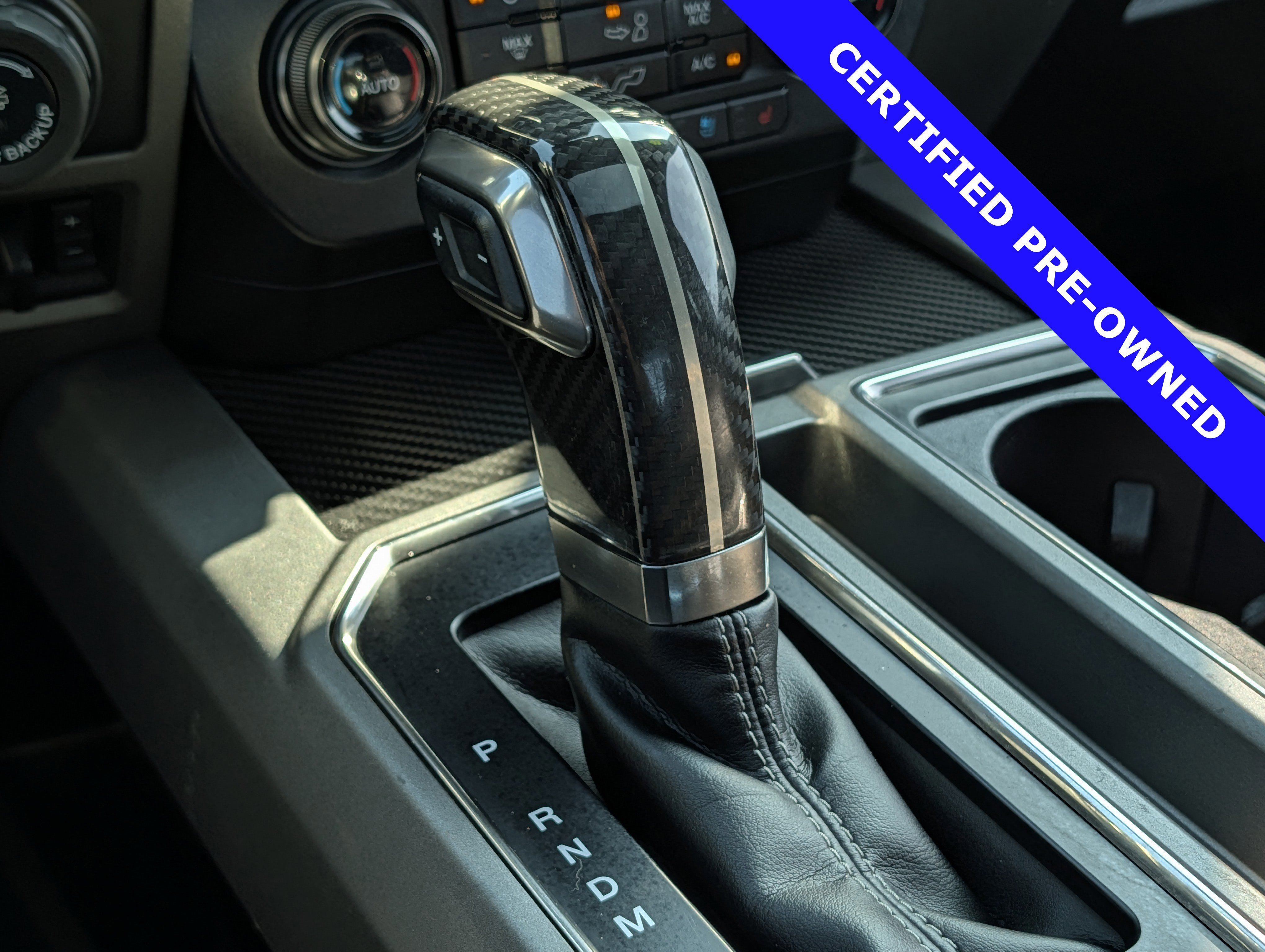 Certified 2019 Ford F150 Raptor w/ Equipment Group 802A Luxury image 38