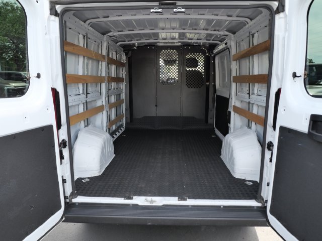 Used 2025 RAM ProMaster 2500 w/ U-Haul Equipment Group FWD image 13