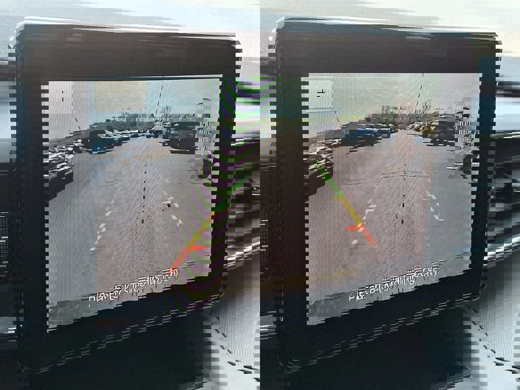 Certified 2023 Ford Explorer XLT w/ Equipment Group 202A AWD/4WD image 20