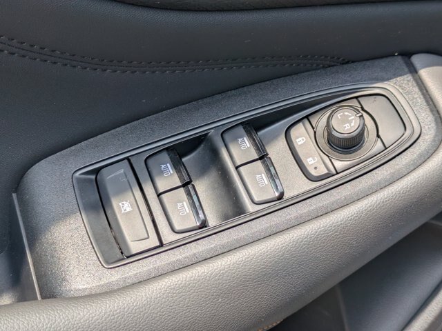 Used 2025 Subaru Outback Wilderness AWD/4WD image 12