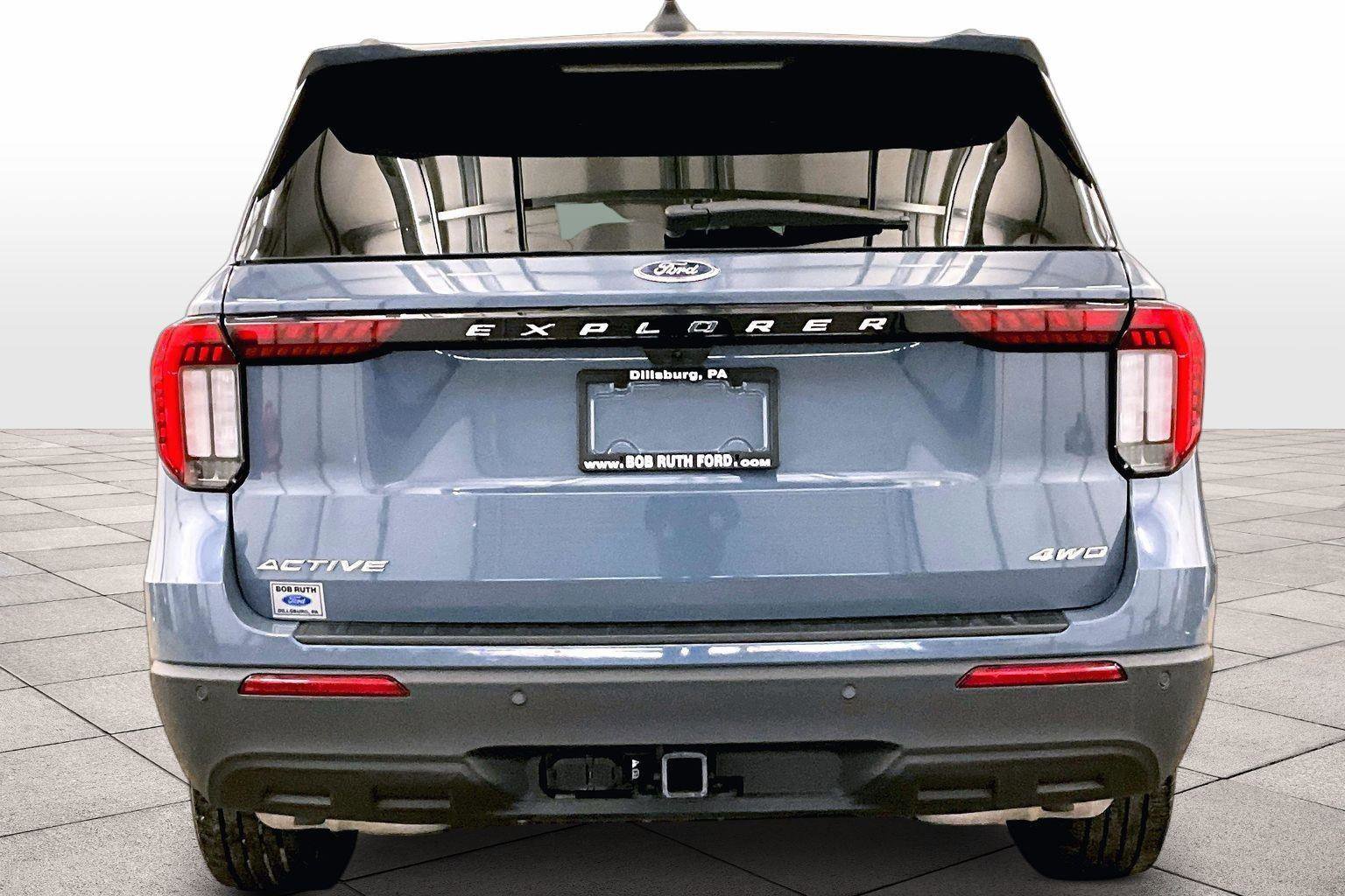 Certified 2025 Ford Explorer Active image 4