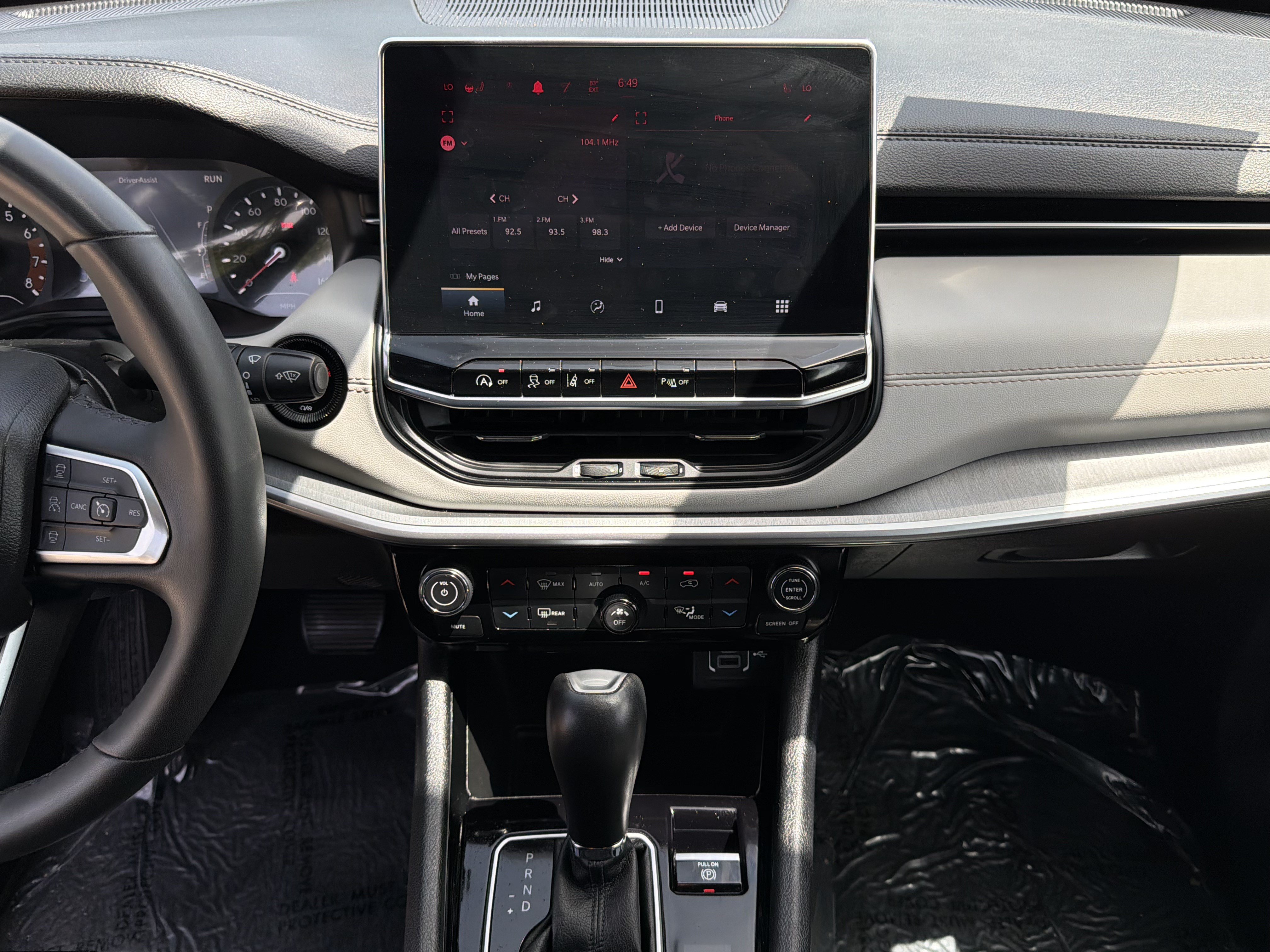 Used 2025 Jeep Compass Limited AWD/4WD image 20